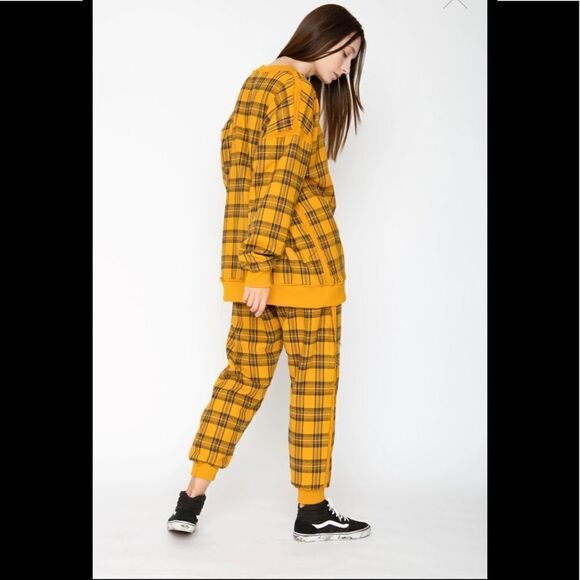 - Aries Sweatpant - Picture 2 of 4